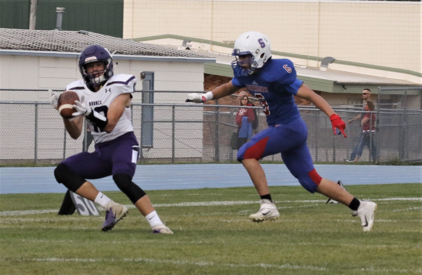 Douglas hosts Belle Fourche